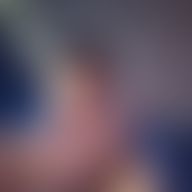 Carlos, 28
