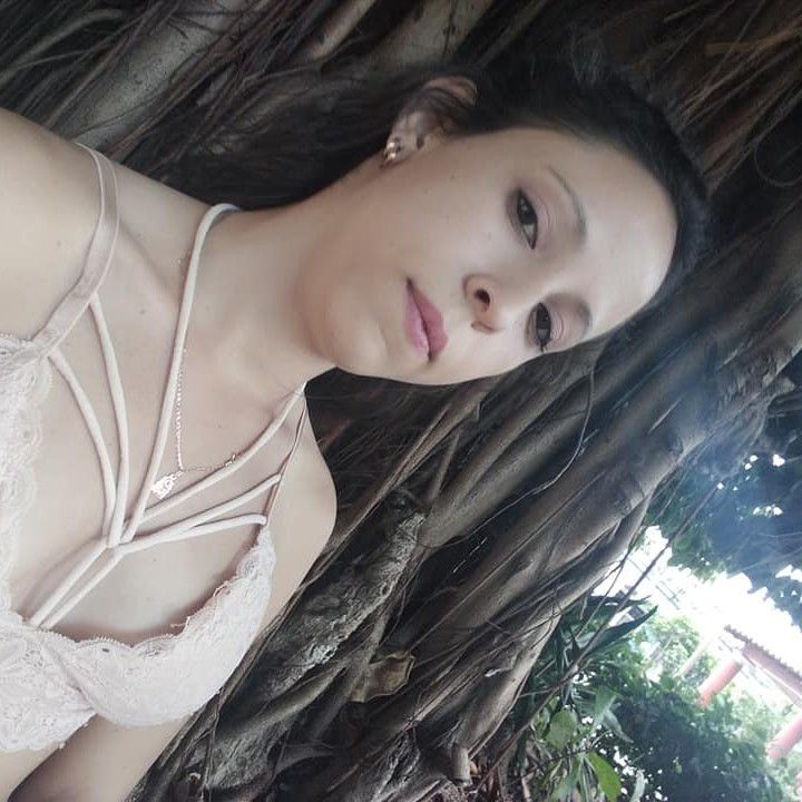 Daysi Lorena, 25