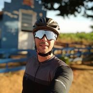 Gustavo, 43