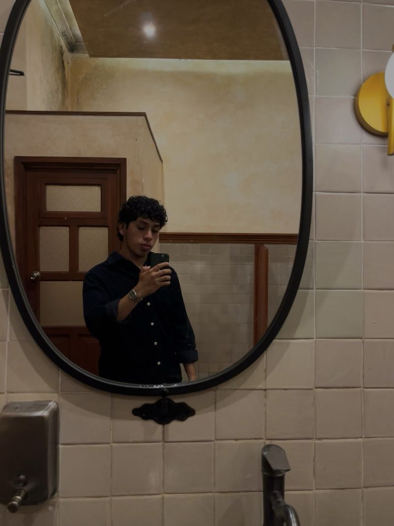 David, 19