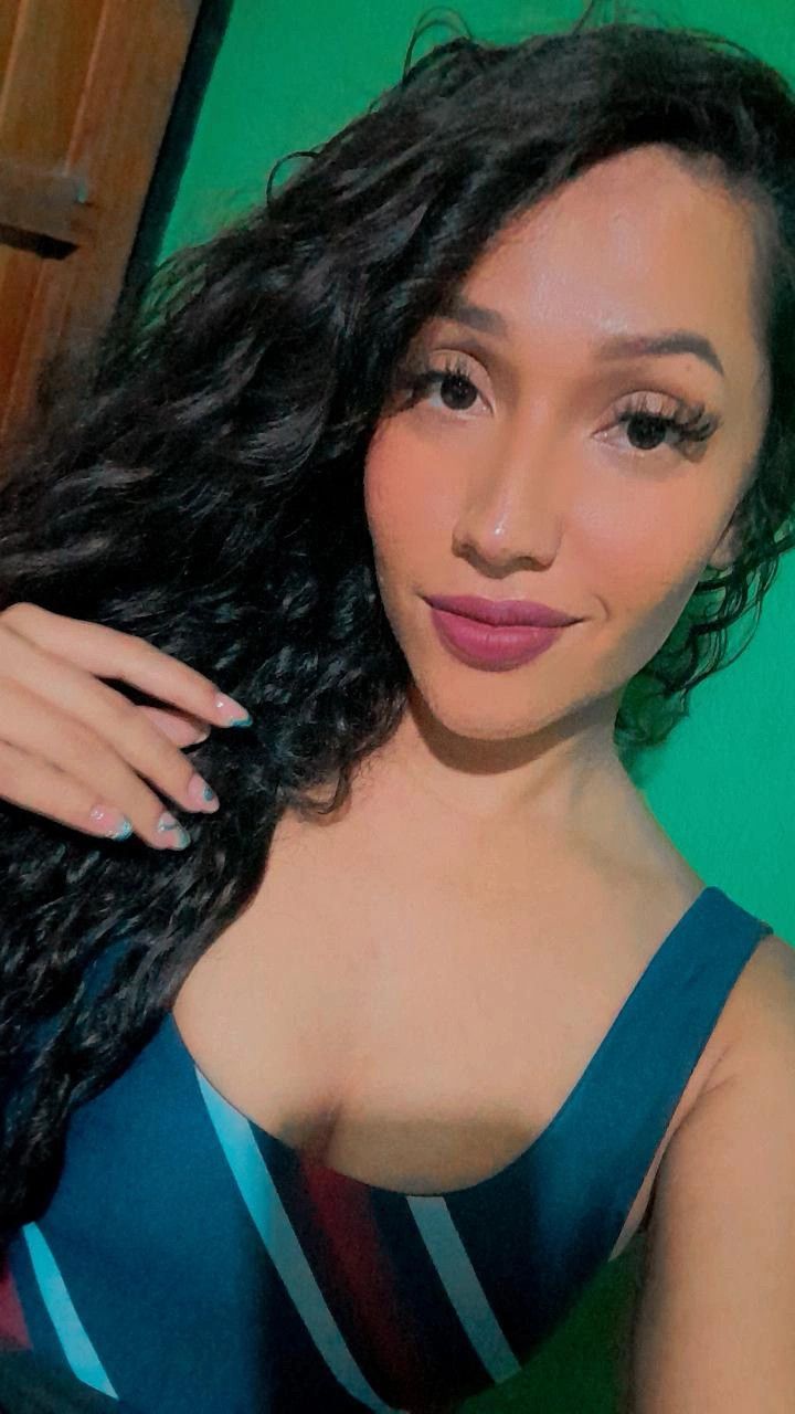 Kathia, 29
