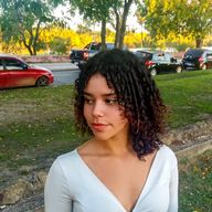 Ayleen, 18