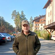 Олександр, 60