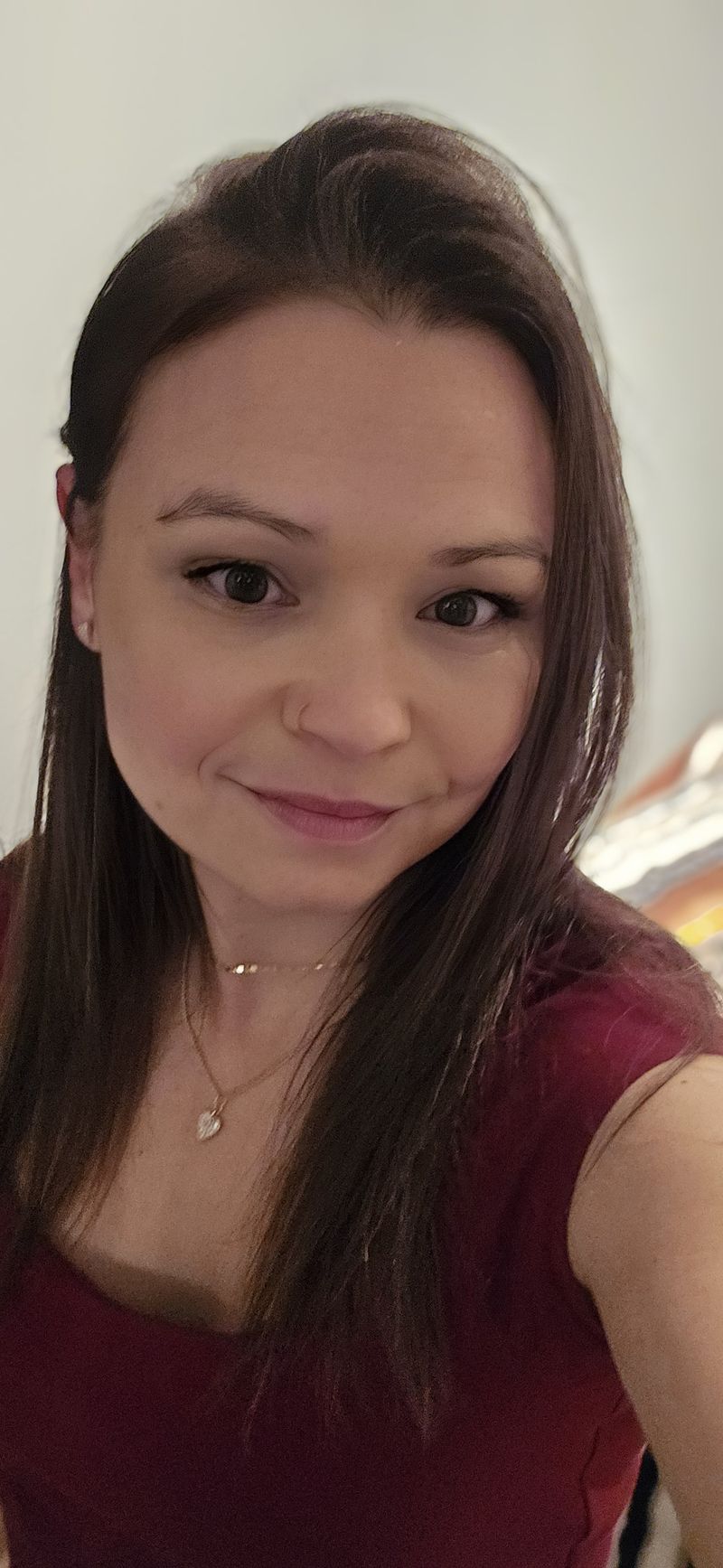 Pascale, 42