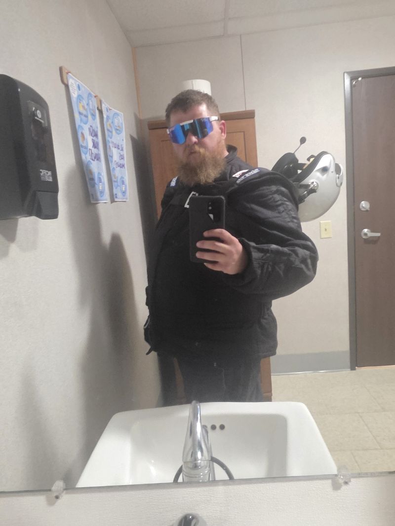 Dan, 44