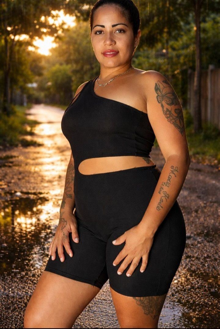 Dayanis, 27