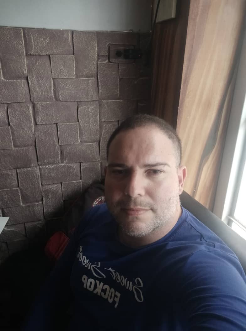 Rafa, 35