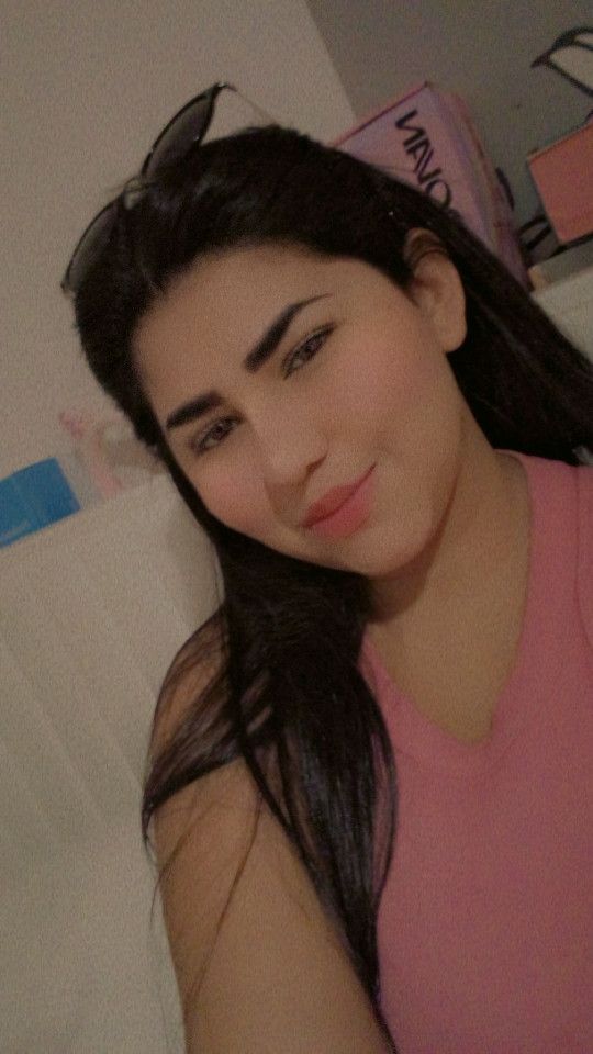 Sofia, 25