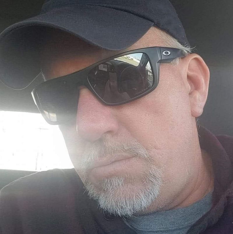 Jonny, 55