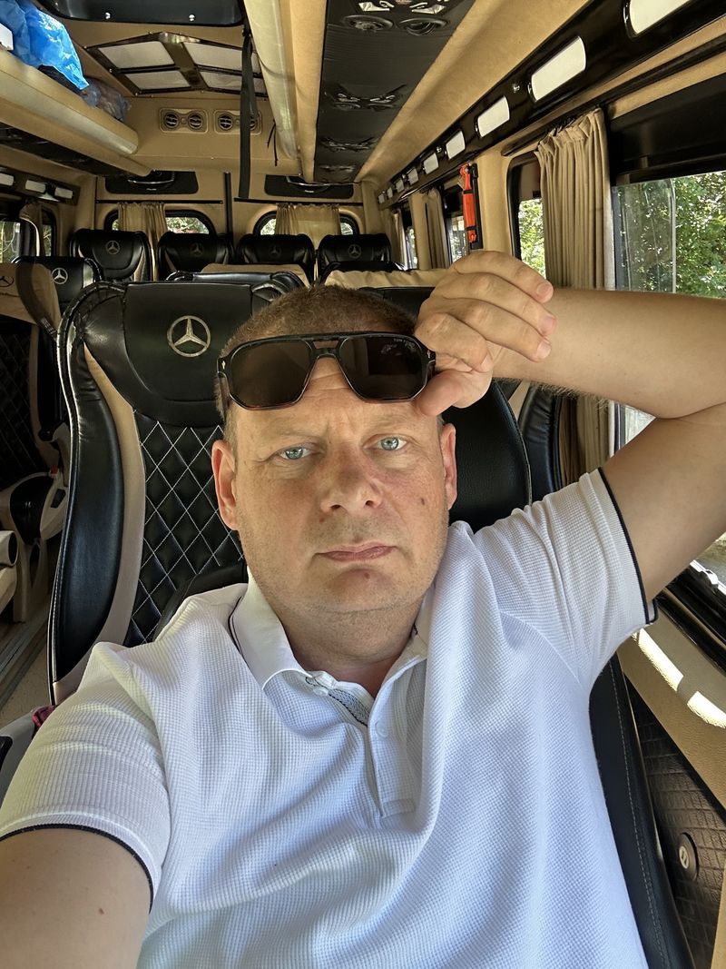 Niko, 39