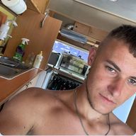 Szymon, 21