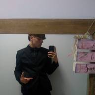 Agus, 20