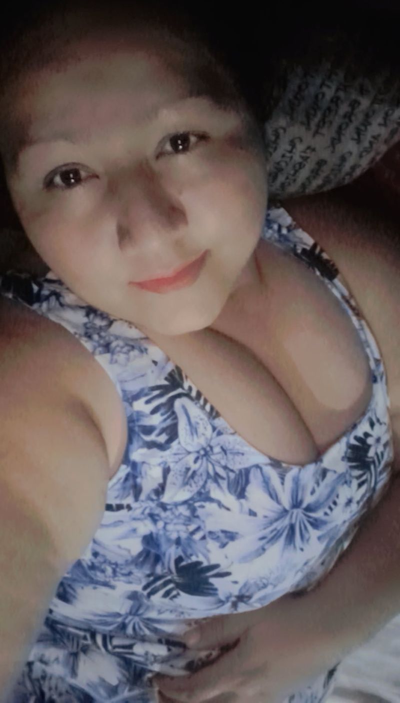 Mayra, 37