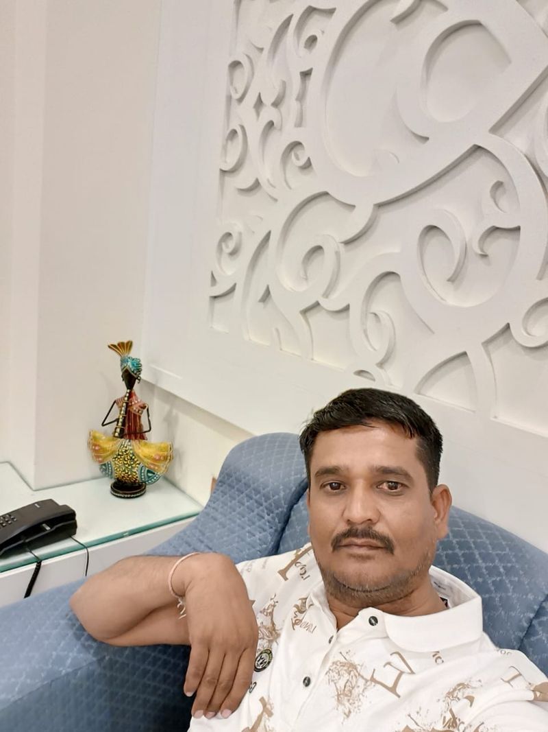 Rakesh, 35