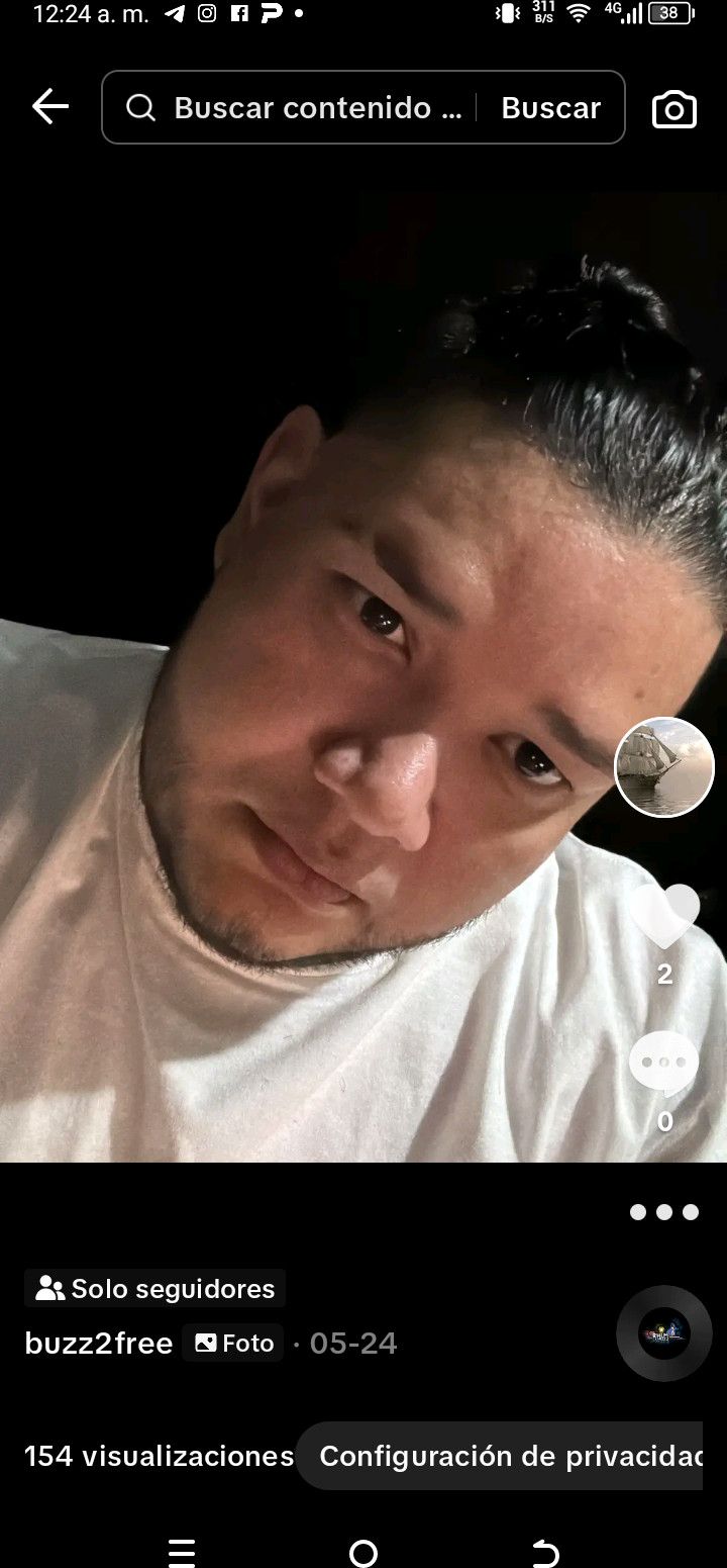 Alex M, 40