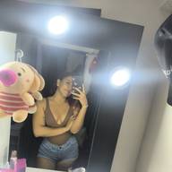 Jhoana, 31