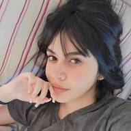 Ana M, 22