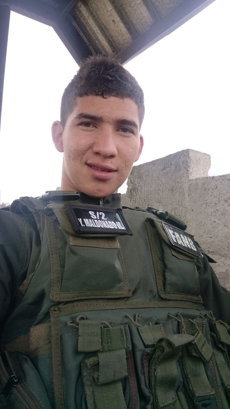 Luis Fernando, 21