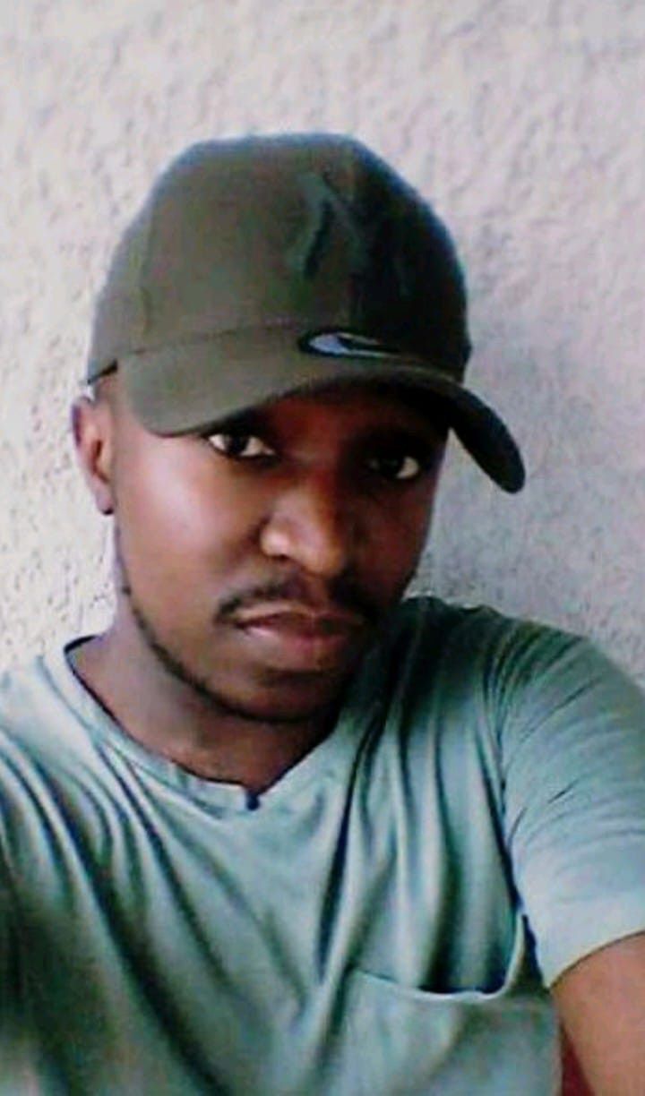 Thabang, 32