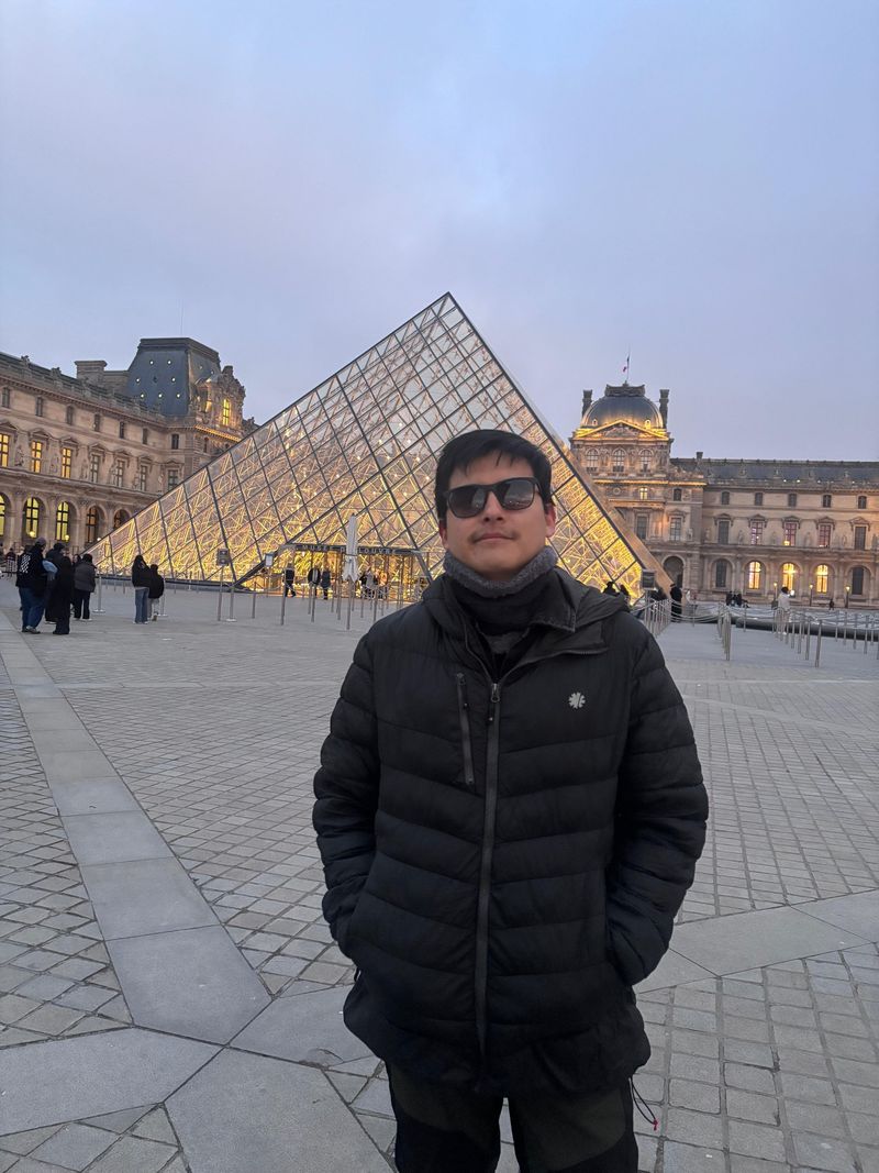 Iván, 28