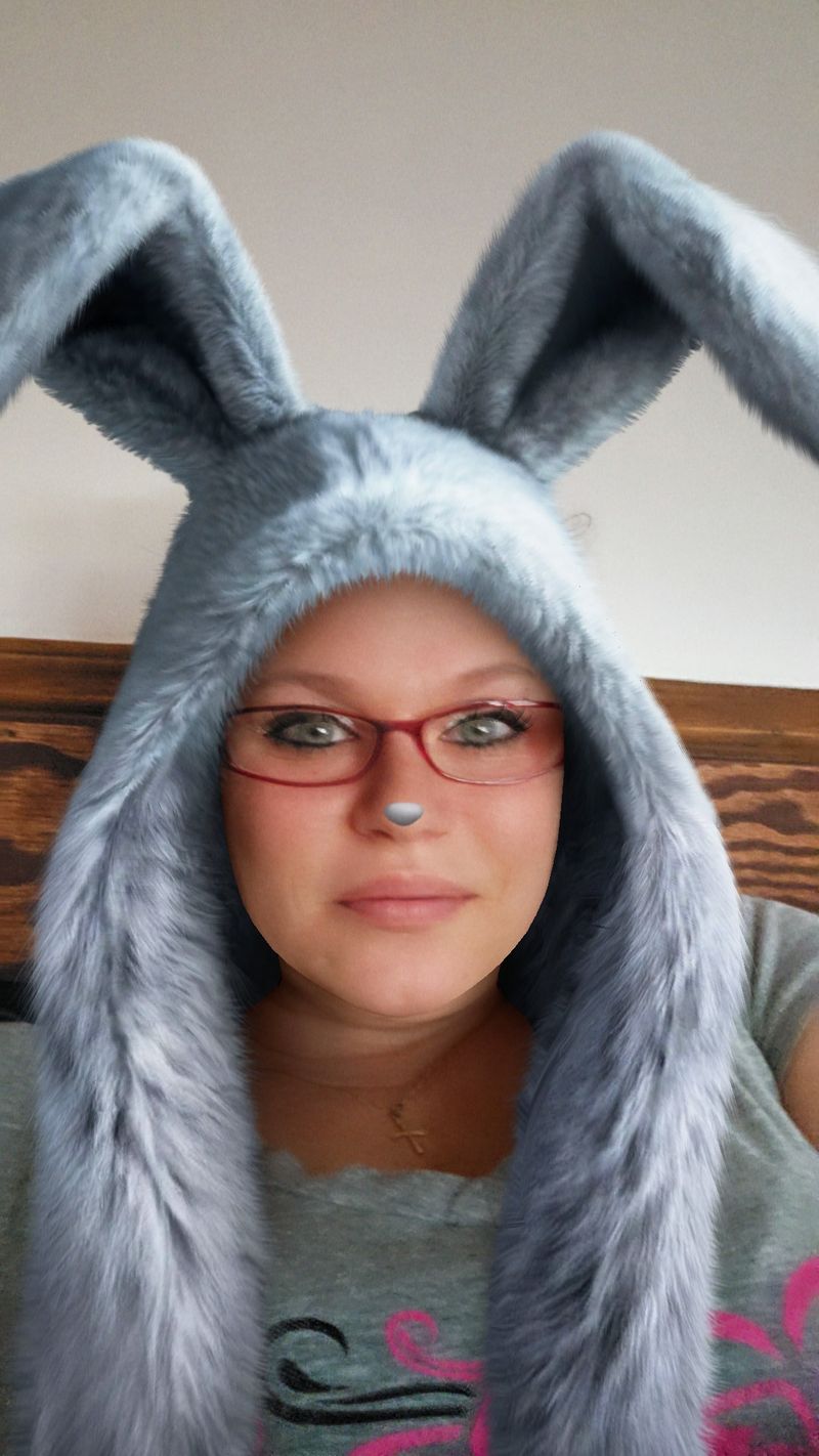 Karine, 41