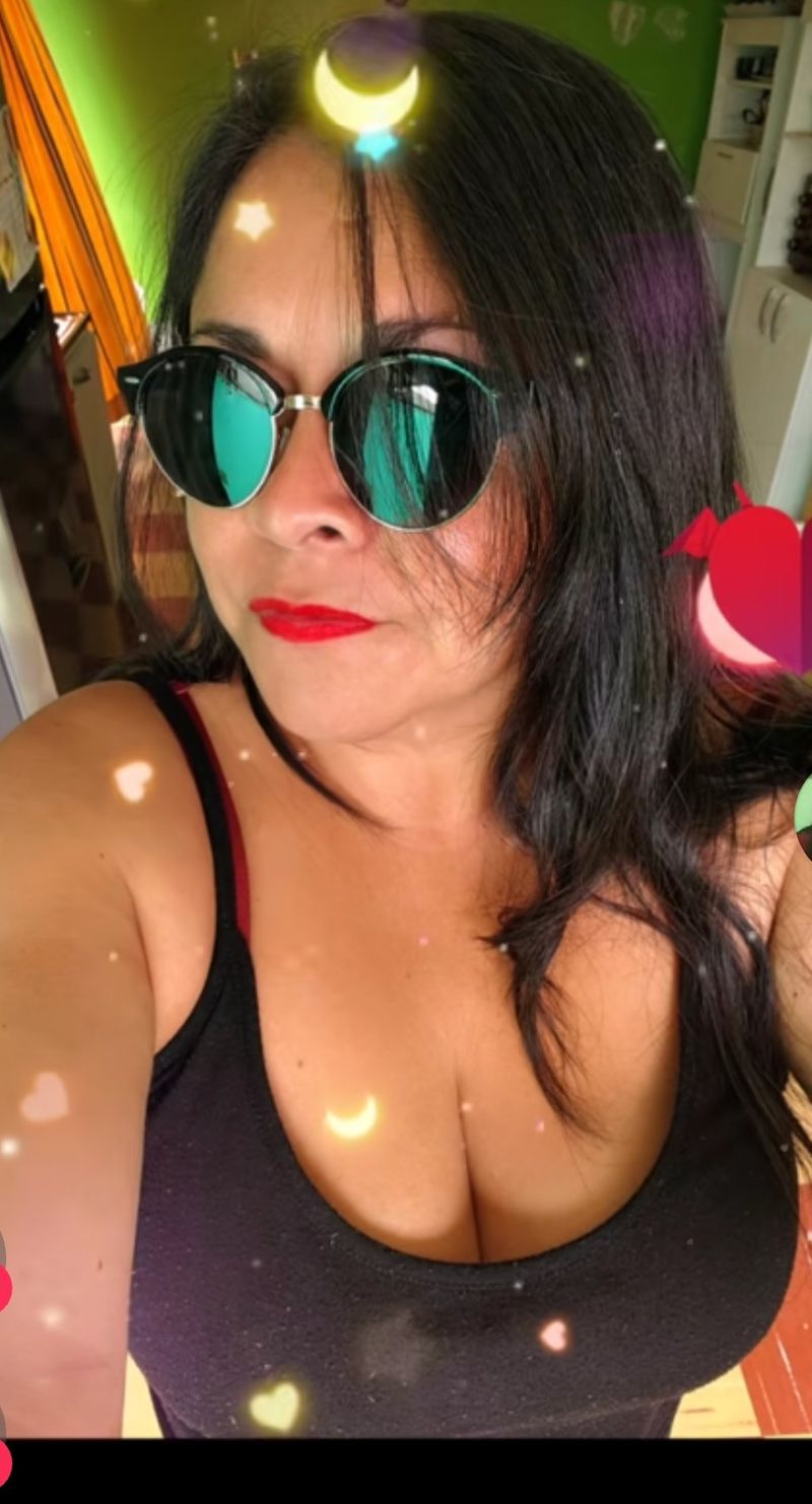 Liz, 49
