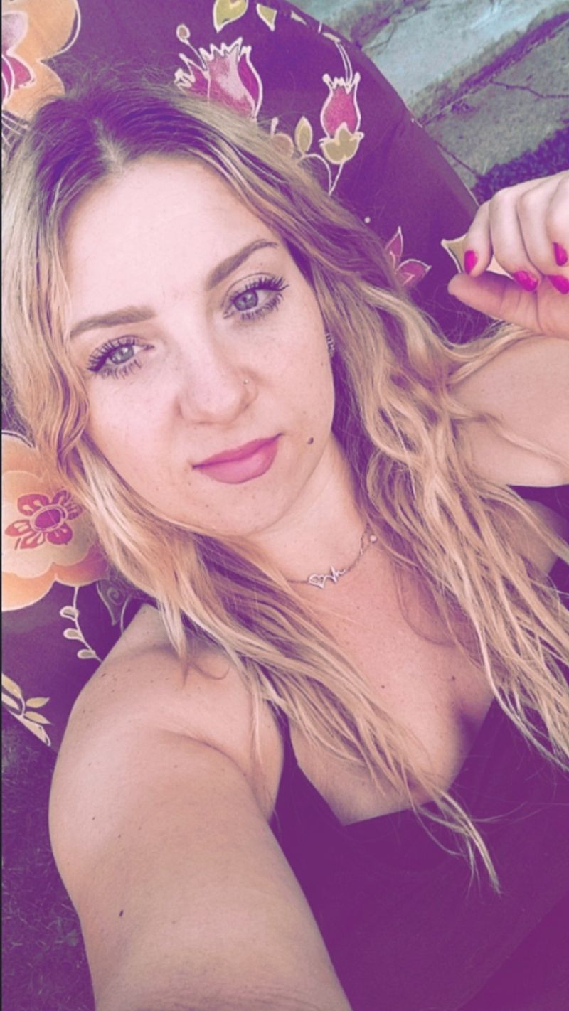 Dorota, 33