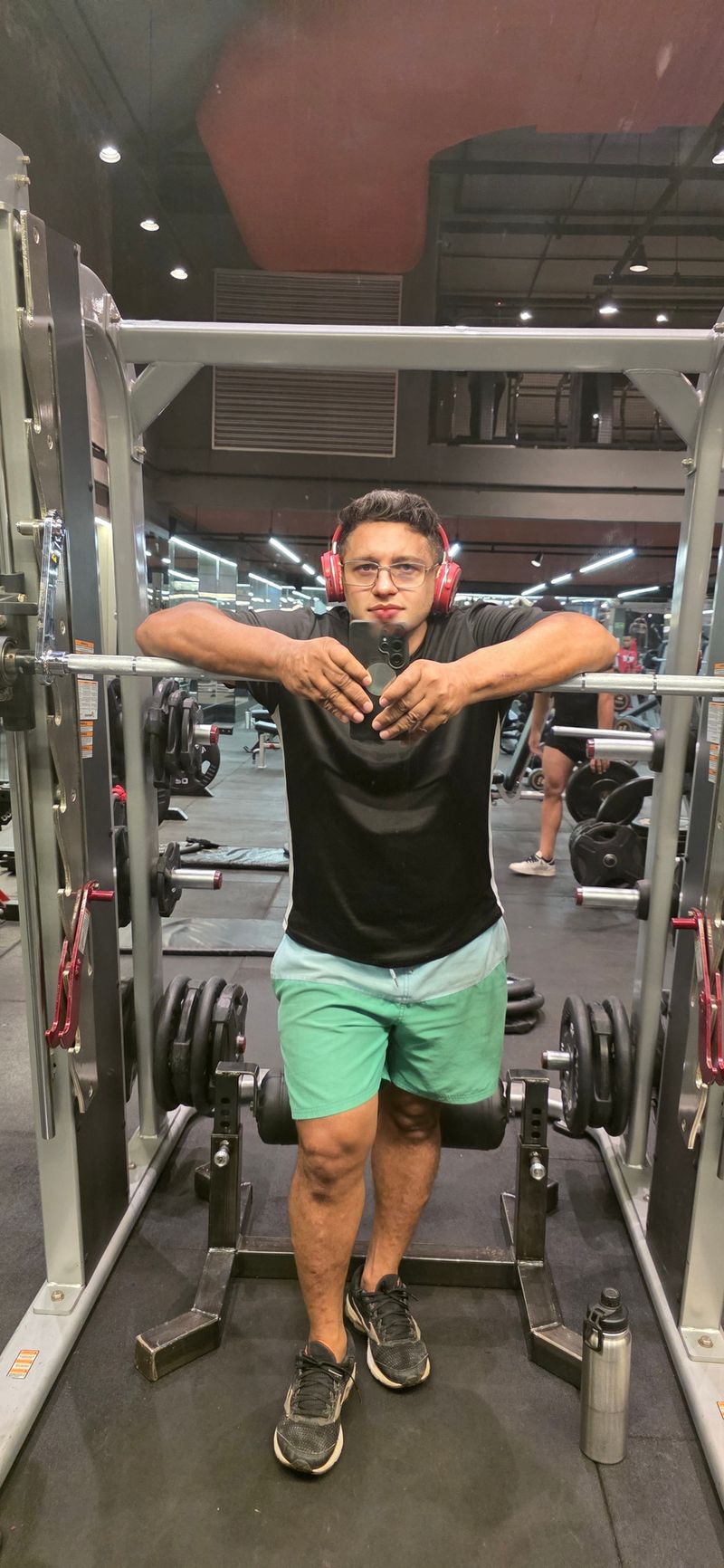 Frank, 24