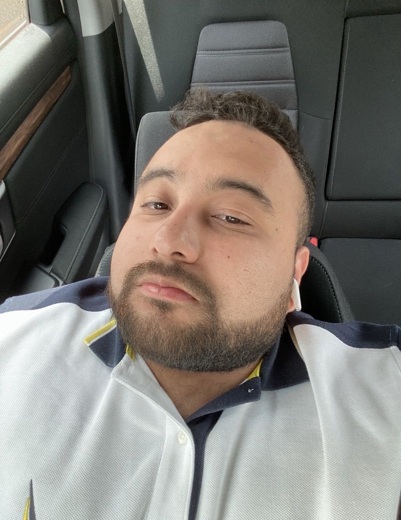 Jorge, 29
