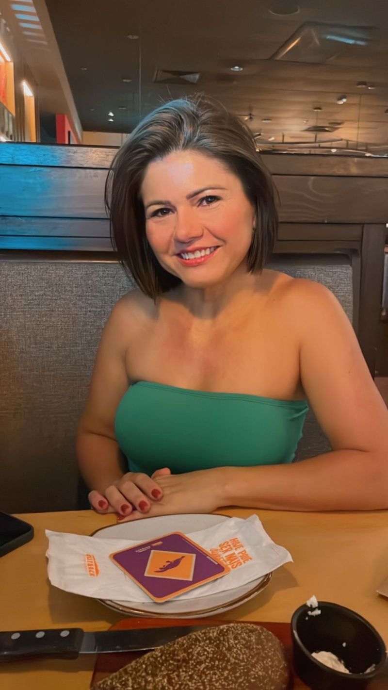 Vania, 45