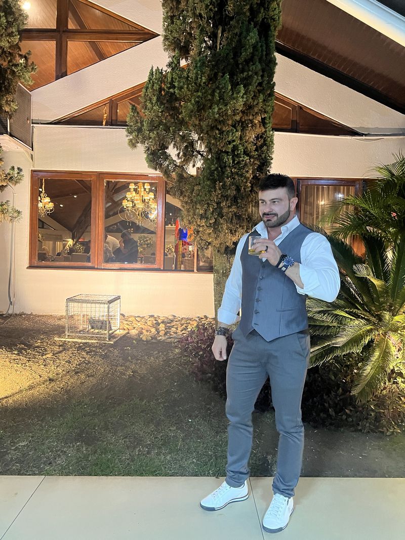 Charles, 36
