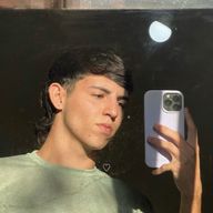 Tomas, 20