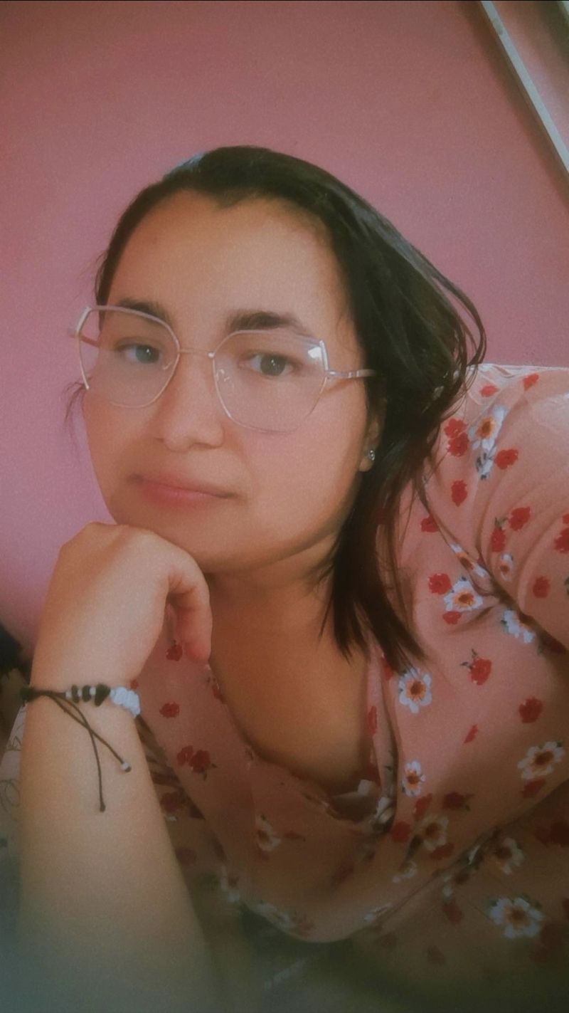 Isabela, 23