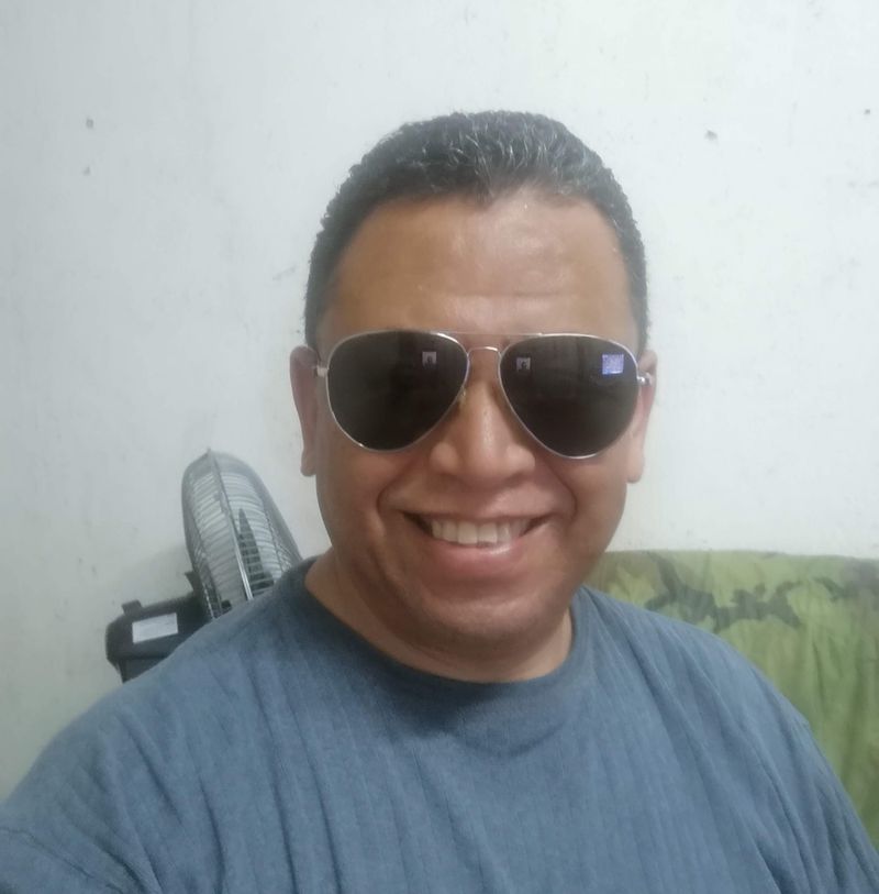 Max, 60