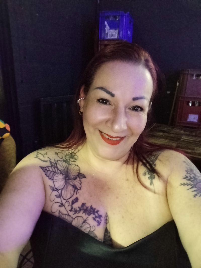 Karen, 53