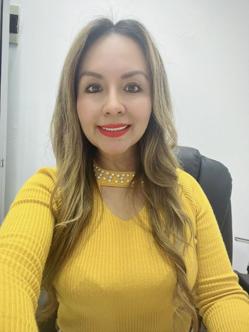 Anita, 47