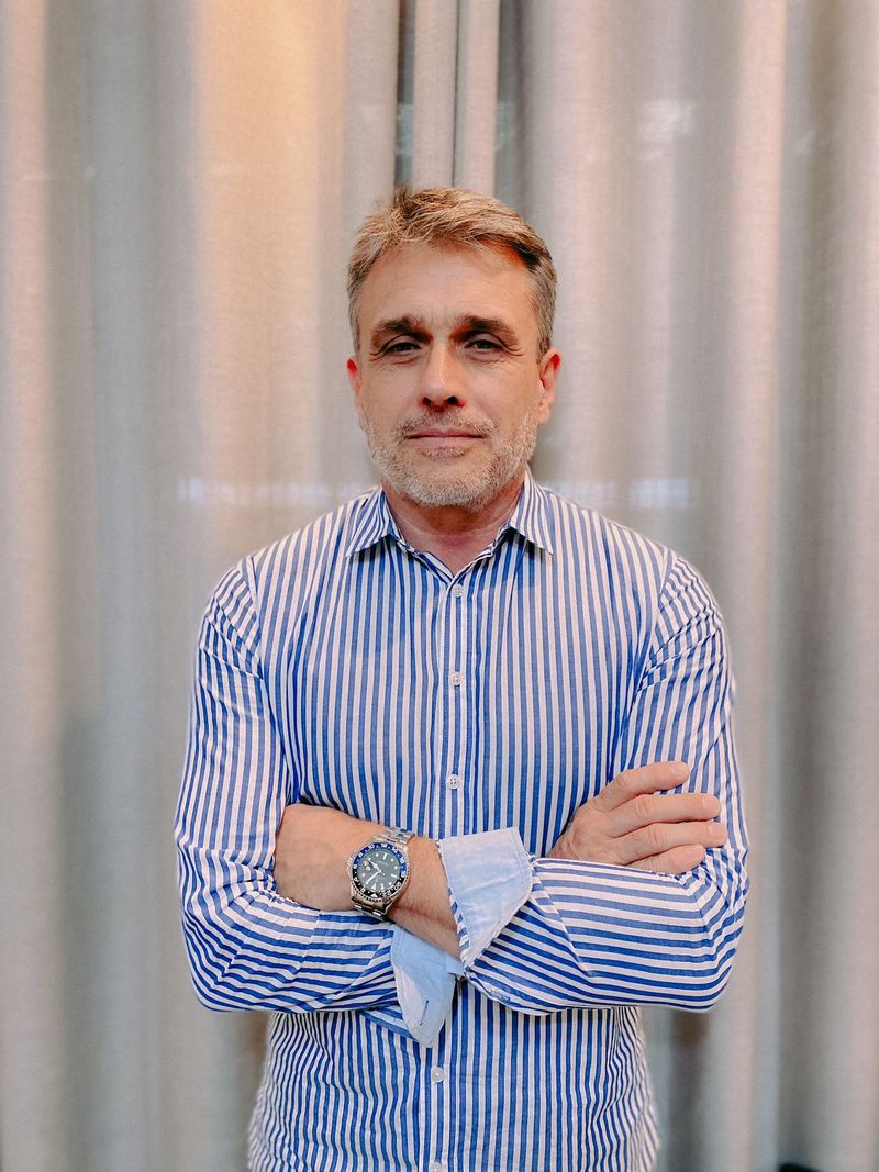 Mauricio, 62
