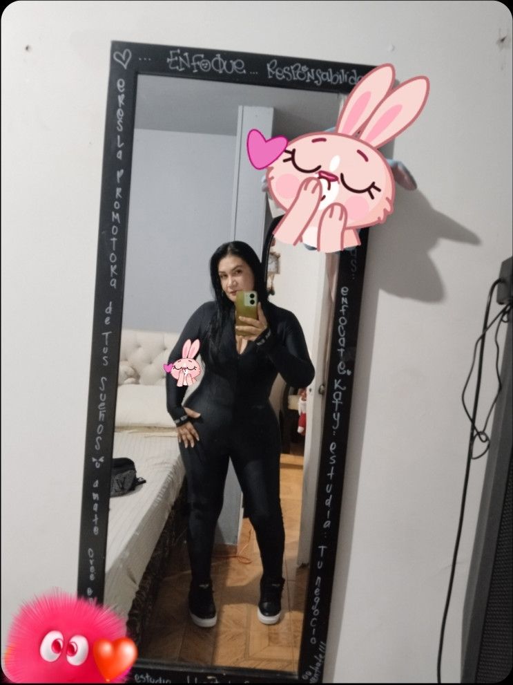 Tania, 46