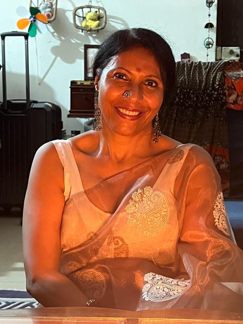 Shreya, 55