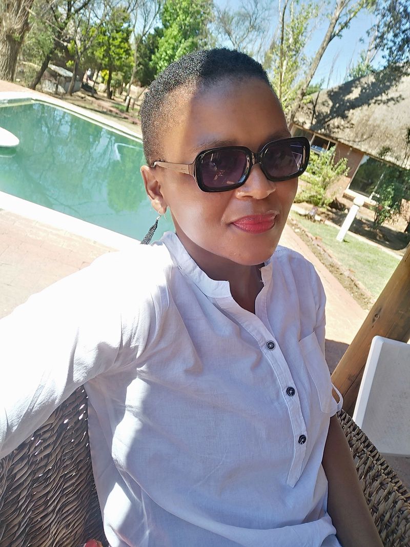 Danyola, 40