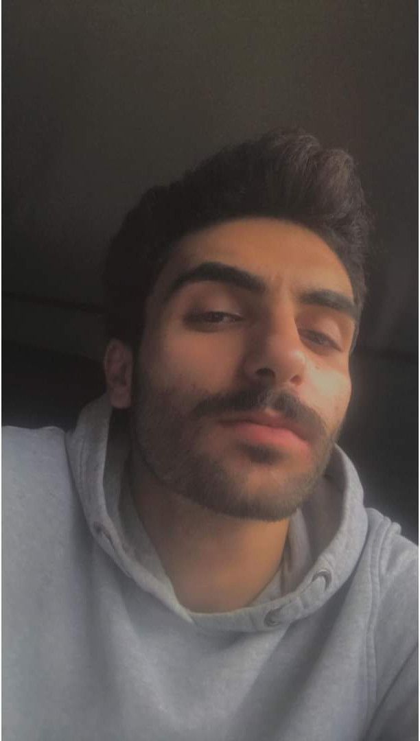 Alex, 28