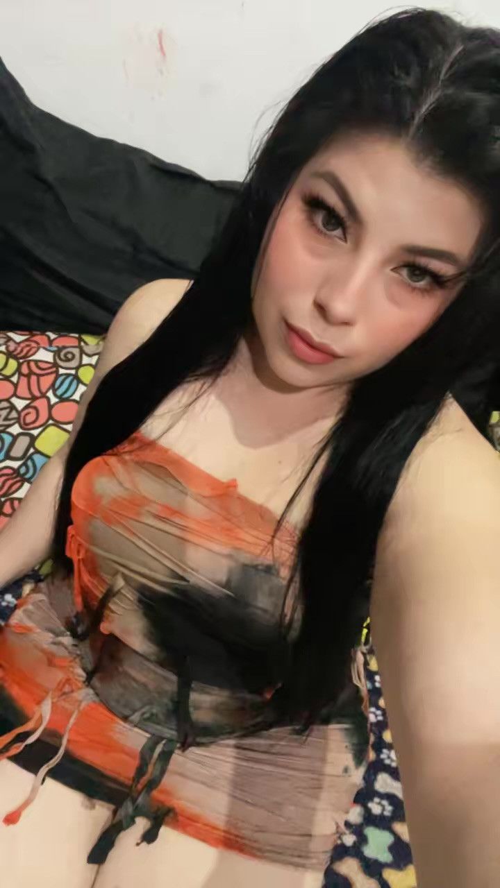 Nathaly, 30