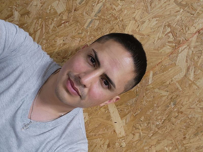 Juanpa, 39
