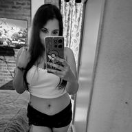 Liliana, 31