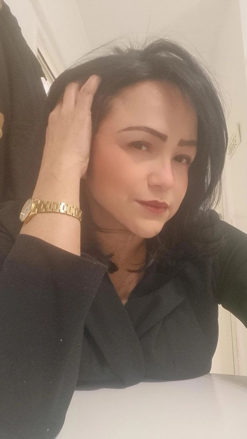 Diana, 44