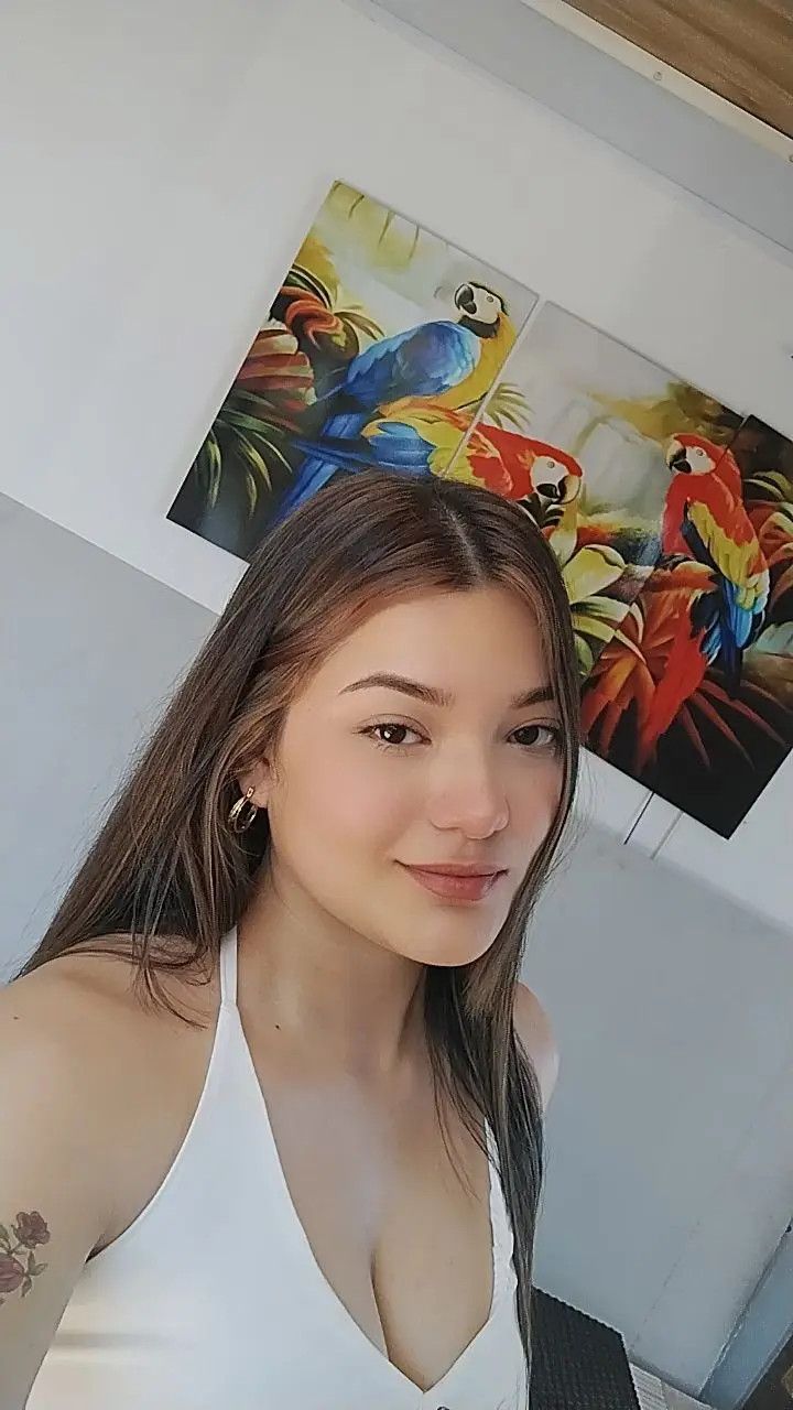 Karla, 24
