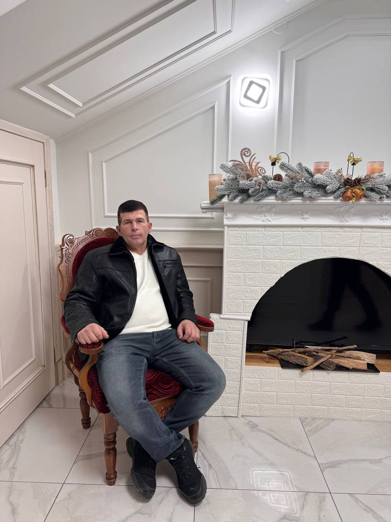 Володимир, 46