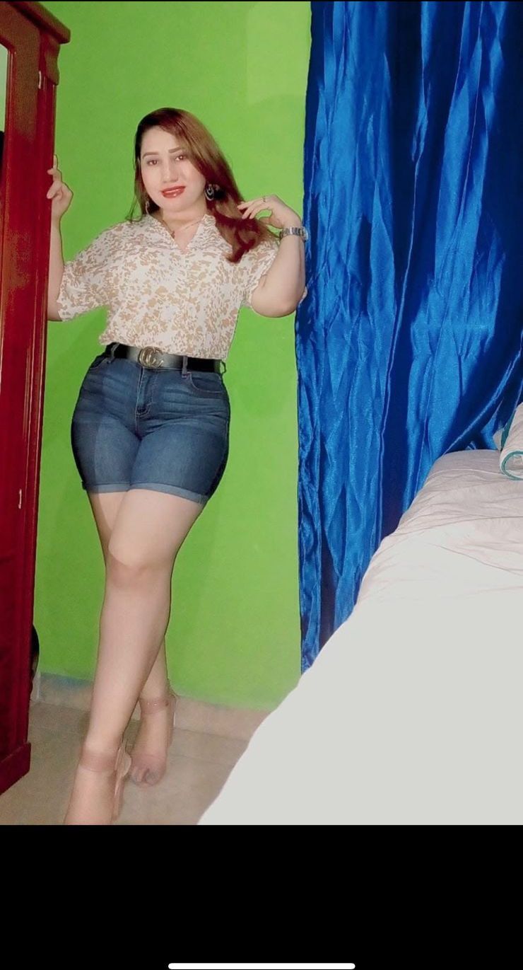 Hermosa, 30