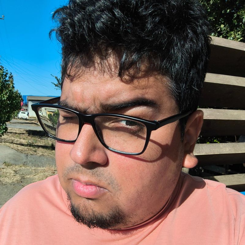 Miguel, 28