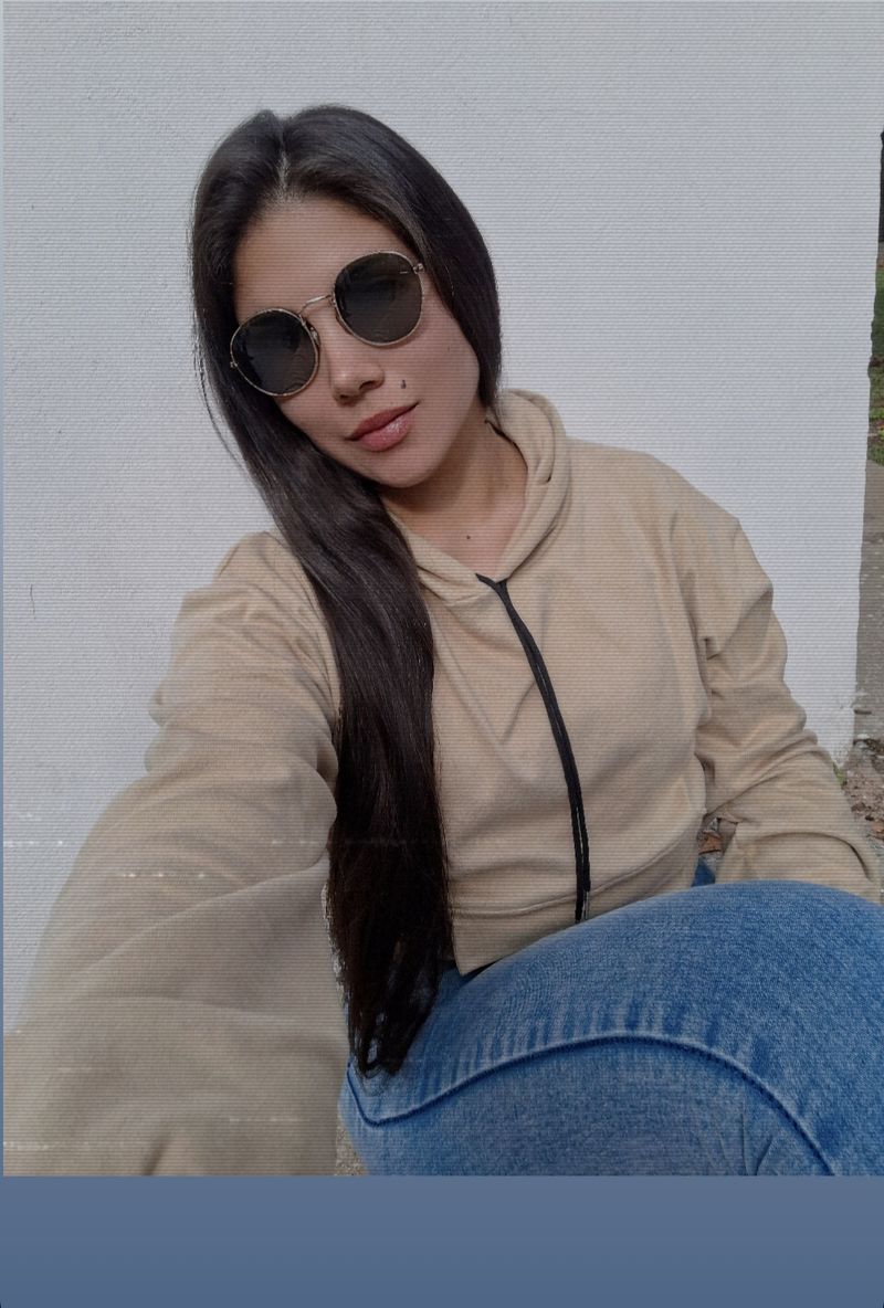 Victoria, 23